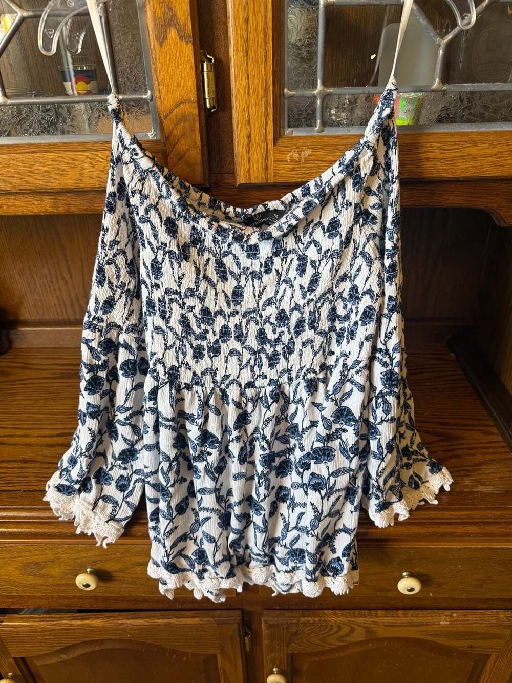 Versona Off Shoulder Floral Top M Blue White Boho Crochet Trim Peasant
